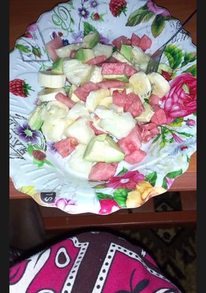 A picture of Fruit salad.
