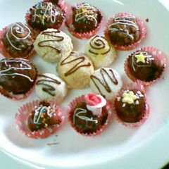 A picture of Chocolate truffles.