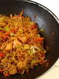 Fideos ramen con pollo y verdura {receta express}🍜