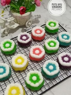 Foto resep Putu Ayu Singkong Pelangi