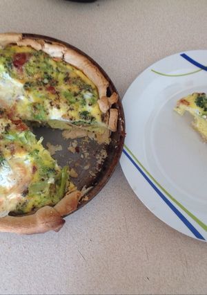 A picture of Broc, Mozz, bac quiche.