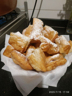 Una foto de Pasteles hojaldrados. DDM