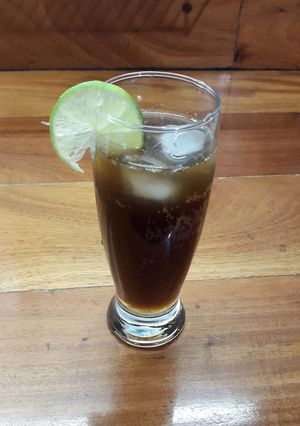 Una foto de Lima-cola