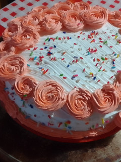 Una foto de Torta de cumpleaños fácil 😍😍