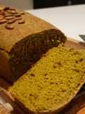 Pan de molde de espinacas o pan verde