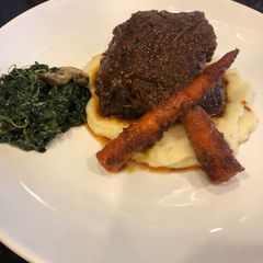 A picture of Beef short ribs.