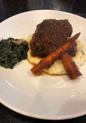 A picture of Beef short ribs.