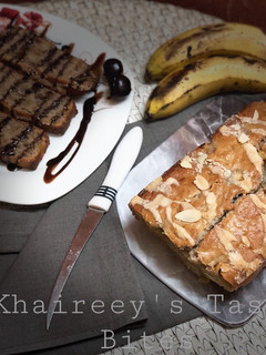 A picture of Banana, peach, and almonds Bread.