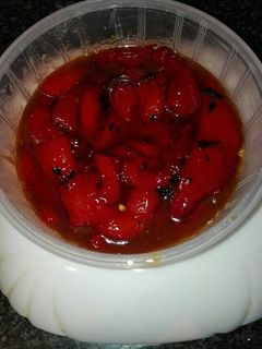 Una foto de Pimientos confitados en la olla GM f
