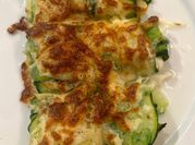 Una foto de queso cottage calabacin