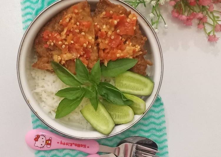 Resep Rice Bowl Telur Dadar Crispy Geprek Anti Gagal