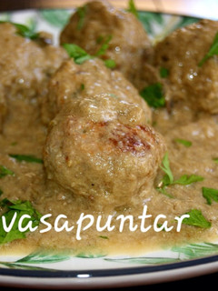 Una foto de Albóndigas en salsa de puerros