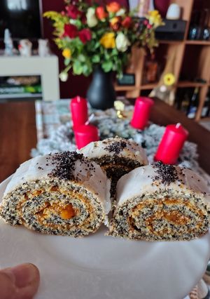 Mákos-citromos-baracklekváros rolád diétásan (Gluténmentes) recept fotója