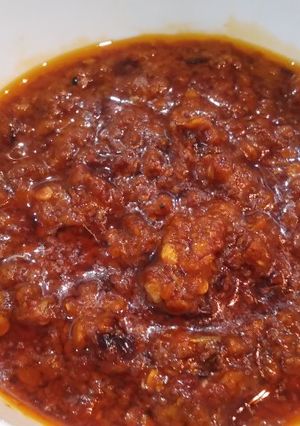 A picture of Spicy red chutney.