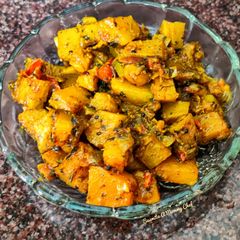 A picture of Kaddu ki sabzi (pumpkin sabzi).