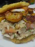 Arepa rellena de pescado y plátano maduro🥯🫓🥙