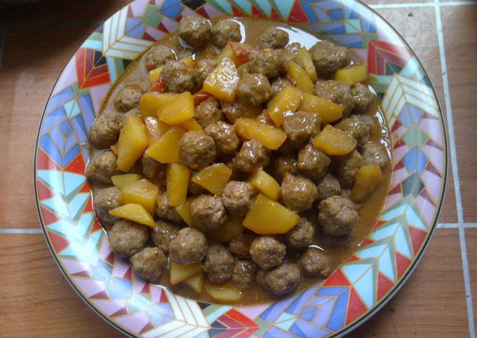 Semur Bola-bola daging