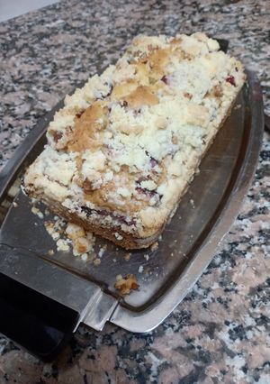 Una foto de Budín de ciruelas y crumble