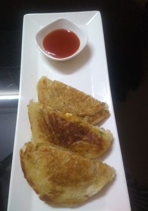A picture of Potato Tawa Toast.