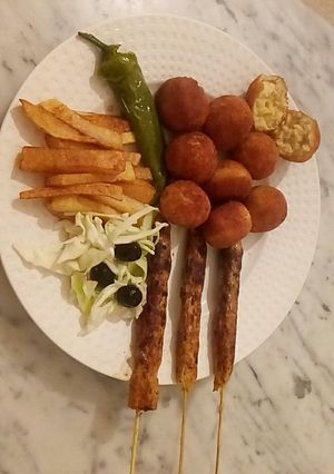 صورة لوصفة كباب الدجاج في الطاجين