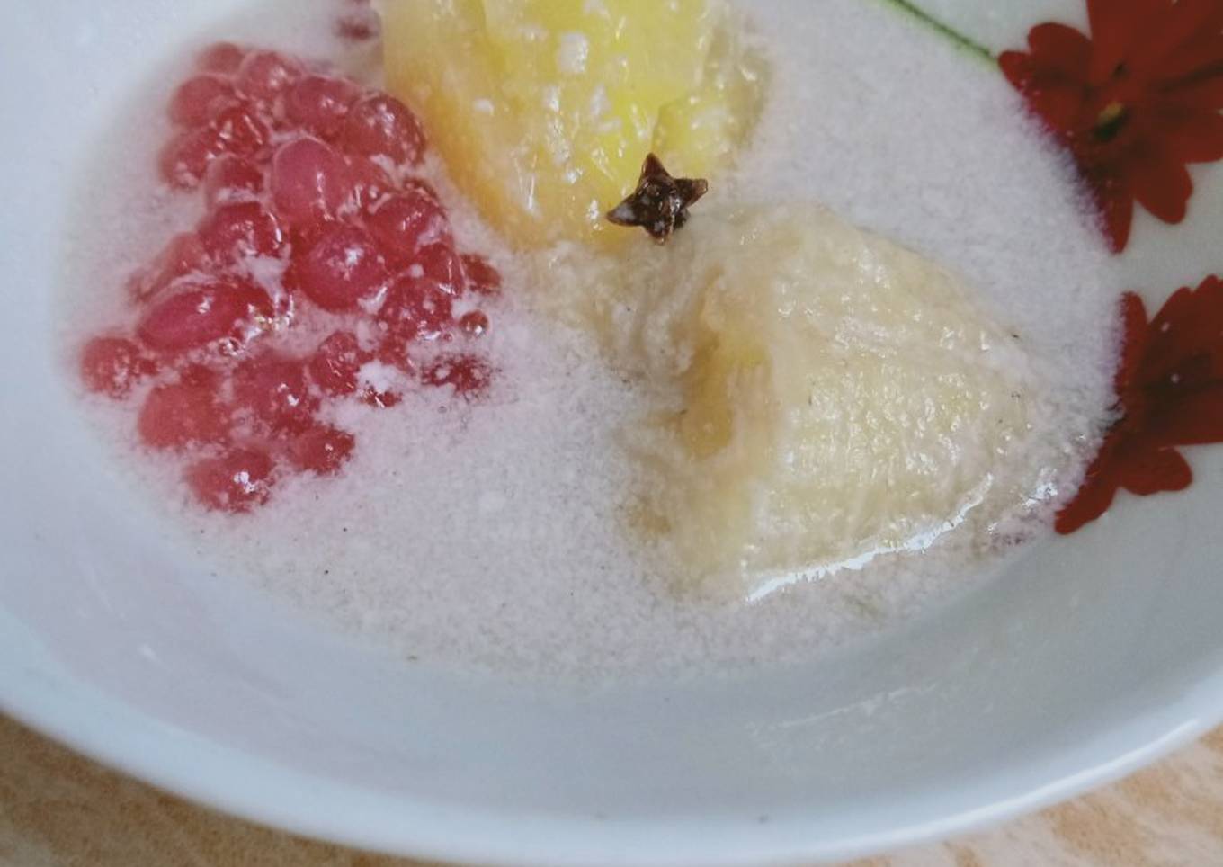 Kolak (pisang, ubi dan mutiara)