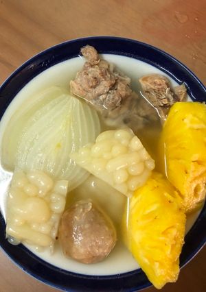 洋蔥鳳梨苦瓜雞湯 的食譜成品照片