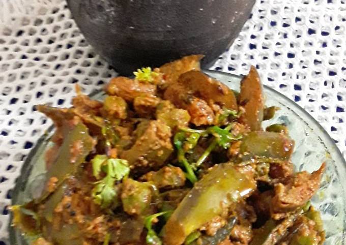 भोगिची भाजी (bhogichi bhaji recipe in marathi) रेसिपी Jyoti Chandratre