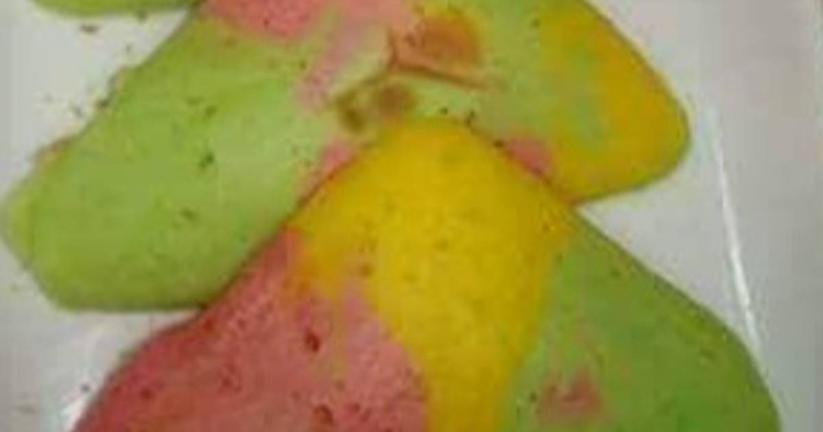 Three colour sandwich maker cake Recipe by AriFa Iqbal Cookpad