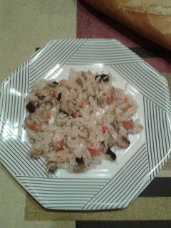 Una foto de Arroz con pollo al curry
