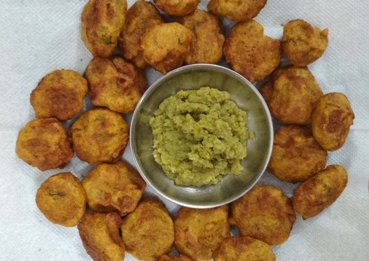 Simple Way to Prepare Special Jimikand ki pakodi with Amla ki chutney
