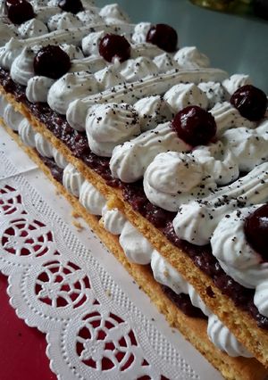 CH csökkentett mákos-meggyes torta recept fotója
