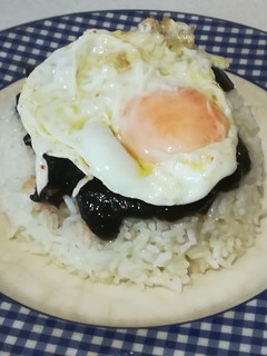 Una foto de Arroz rápido con calamares en su tinta (Olla Gm g)