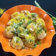 Sev puri A picture of Sev puri.