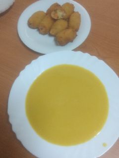 Una foto de Crema de zanahorias y escarola