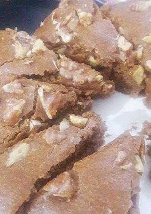 आटे का केक (Aate ka cake recipe in hindi) रेसिपी मुख्य फोटो
