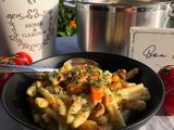 Pasta in Kürbis-Pfifferlingrahm