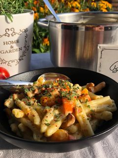 Pasta in Kürbis-Pfifferlingrahm Rezepthauptbild