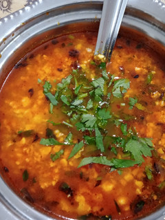 દહીં તિખારી (Dahi Tikhari Recipe In Gujarati) રેસીપી મુખ્ય ફોટો