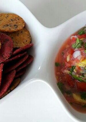 A picture of Raw mango salsa with baked beetroot & spinach mathri.