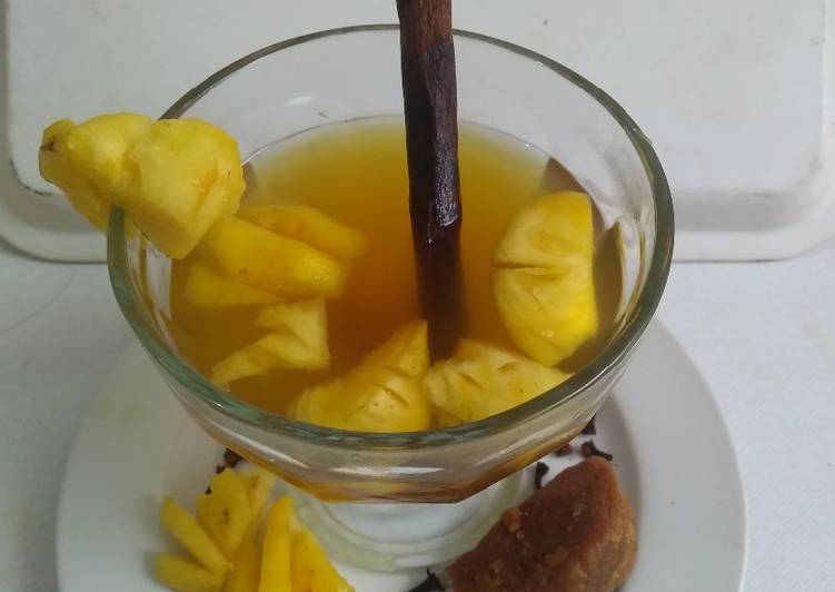 191. Wedang Nanas Rempah