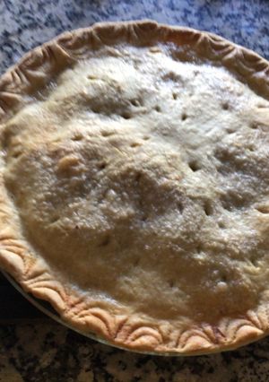 Una foto de Pastel de manzana y fruta confitada