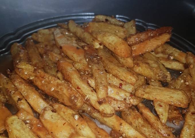 Crispy masaledar finger chips