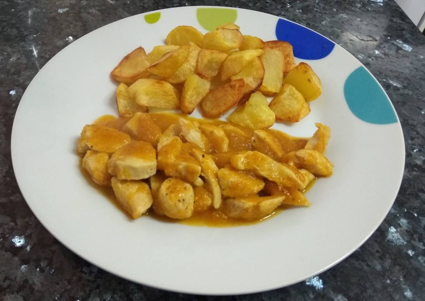 Pollo con salsa de zanahoria al curry