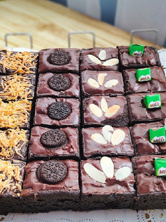 Foto resep 100. Shiny Brownies Panggang | Brownies Sekat