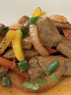 Una foto de Lomo saltado