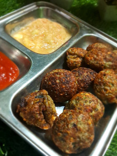 हरी मूंग के अप्पे (hari moong appe recipe in Hindi) रेसिपी मुख्य फोटो