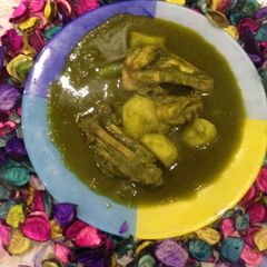 Chicken palak alloooo A picture of Chicken palak alloooo.