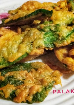 A picture of Palak Pakora!.