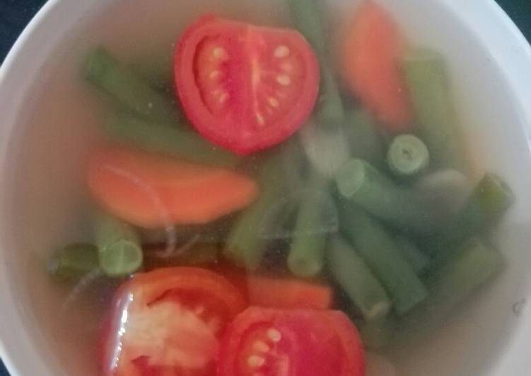 Sayur bening kacang panjang