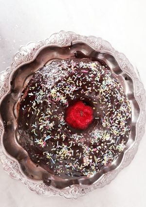 صورة لوصفة 🍩 كيكة ملونة 🍩